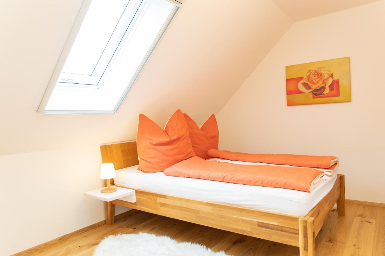 Haus Rosy Ferienwohnung シュトゥーベンベルク エクステリア 写真