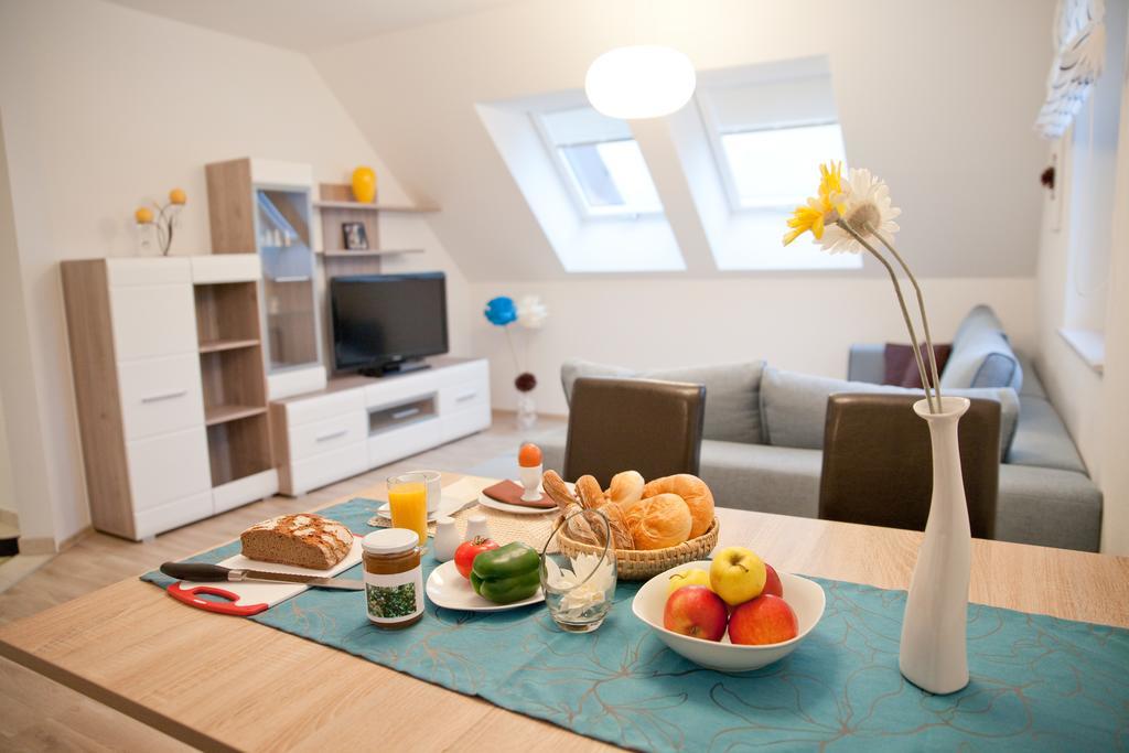 Haus Rosy Ferienwohnung シュトゥーベンベルク エクステリア 写真